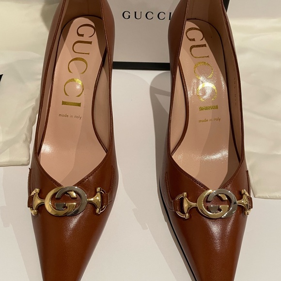 Gucci Brown Leather Heels with Horsebit Hardware - Picture 1 of 10